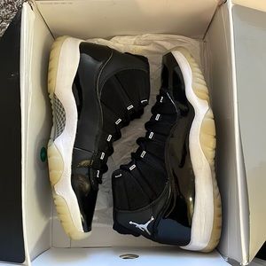 Air Jordan 11 jubilee